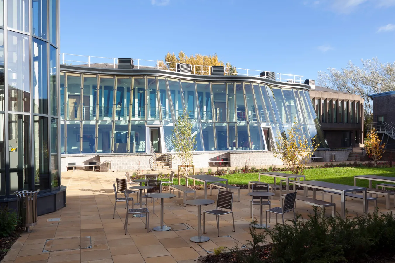 An external shot of the Business School building