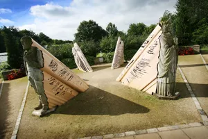 Botanic Garden Statues in 1992
