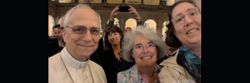 A selfie showing the new Pope Leo XIV with three women including Professor Anna Rowlands