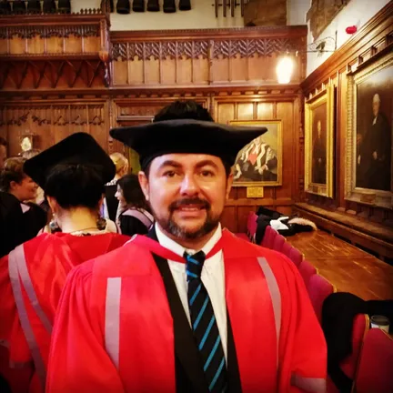 Pedro Mendez-Carvajal alumnus