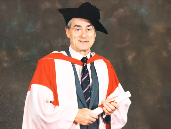 Sir Harry Evans honorary doctorate from the University 1998