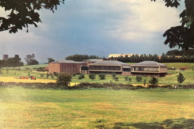 Business School Mill Hill Lane