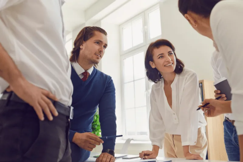Management (Consulting)