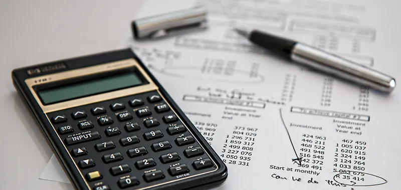 Finance calculator and balance sheet