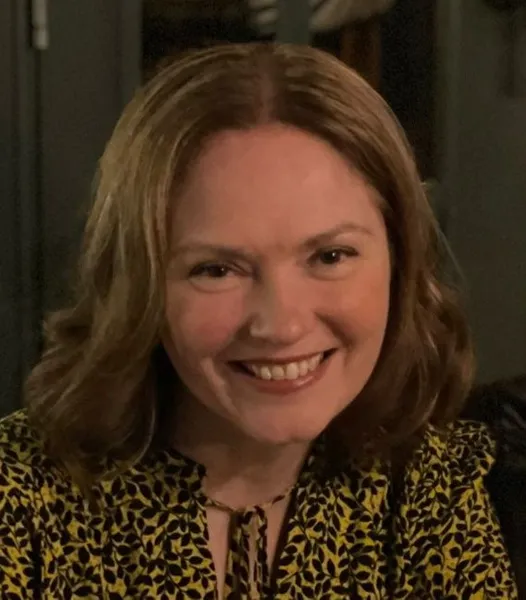 Headshot of Sandra Robinson