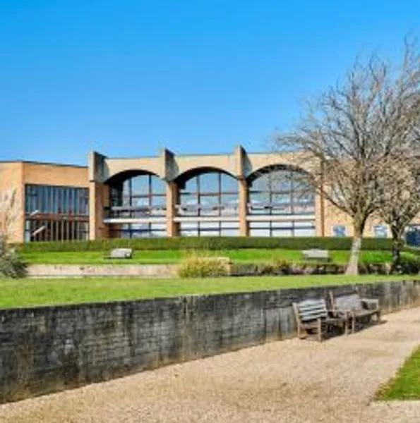 St Aidan's College
