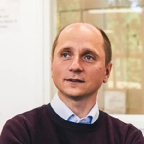 Dr Stefan Szyniszewski