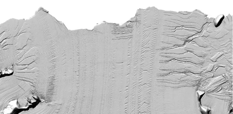 Image showing Ice-shelf fracture in Antarctica