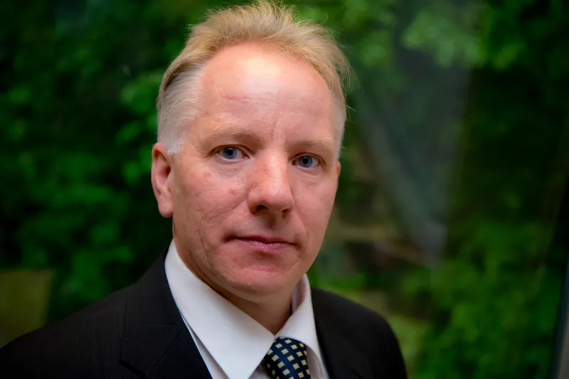 Photo of Prof. Shaun Cole
