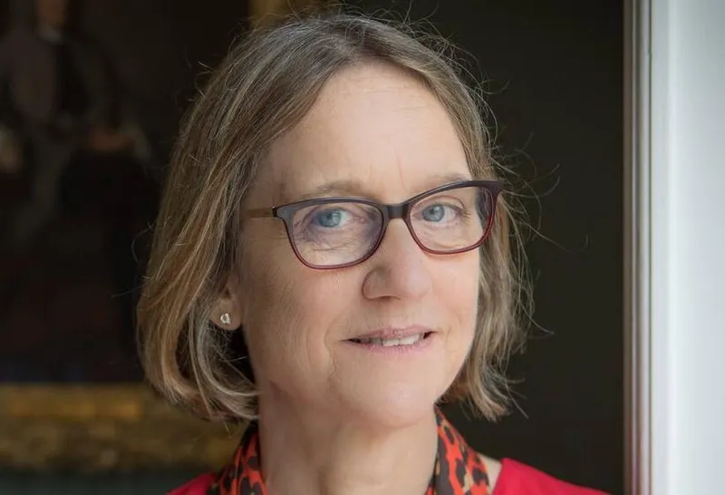 Headshot of Prof Alison Noble