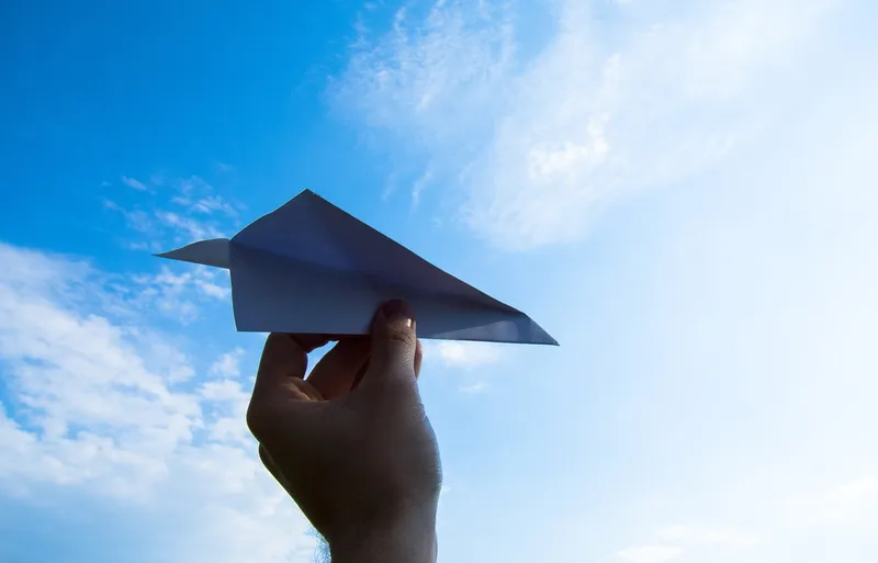 paper aeroplane