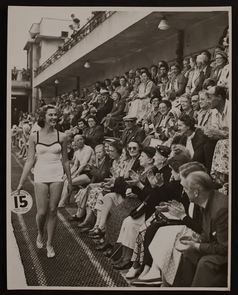 Miss Morecambe, 1954 (a beauty parade in front of an applauding crowd)