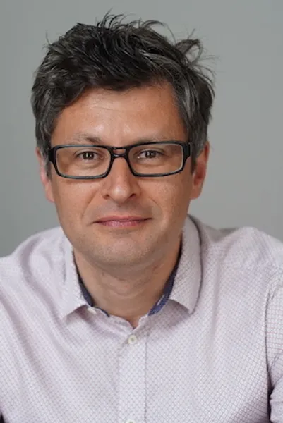 Headshot of Dr Markian Prokopovych