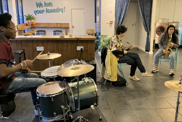 Jam-Session with students and musicians from Durham at Old Cinema Launderette in Gilesgate