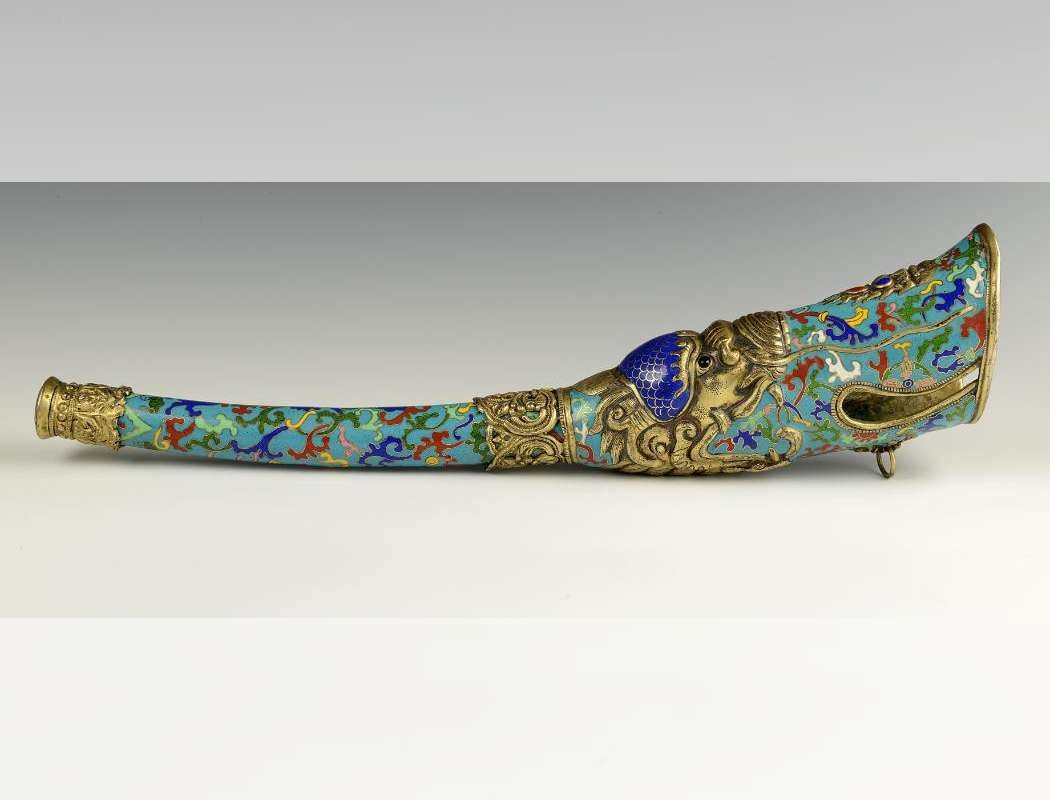 Cloisonné Tibetan Buddhist horn, 19th century