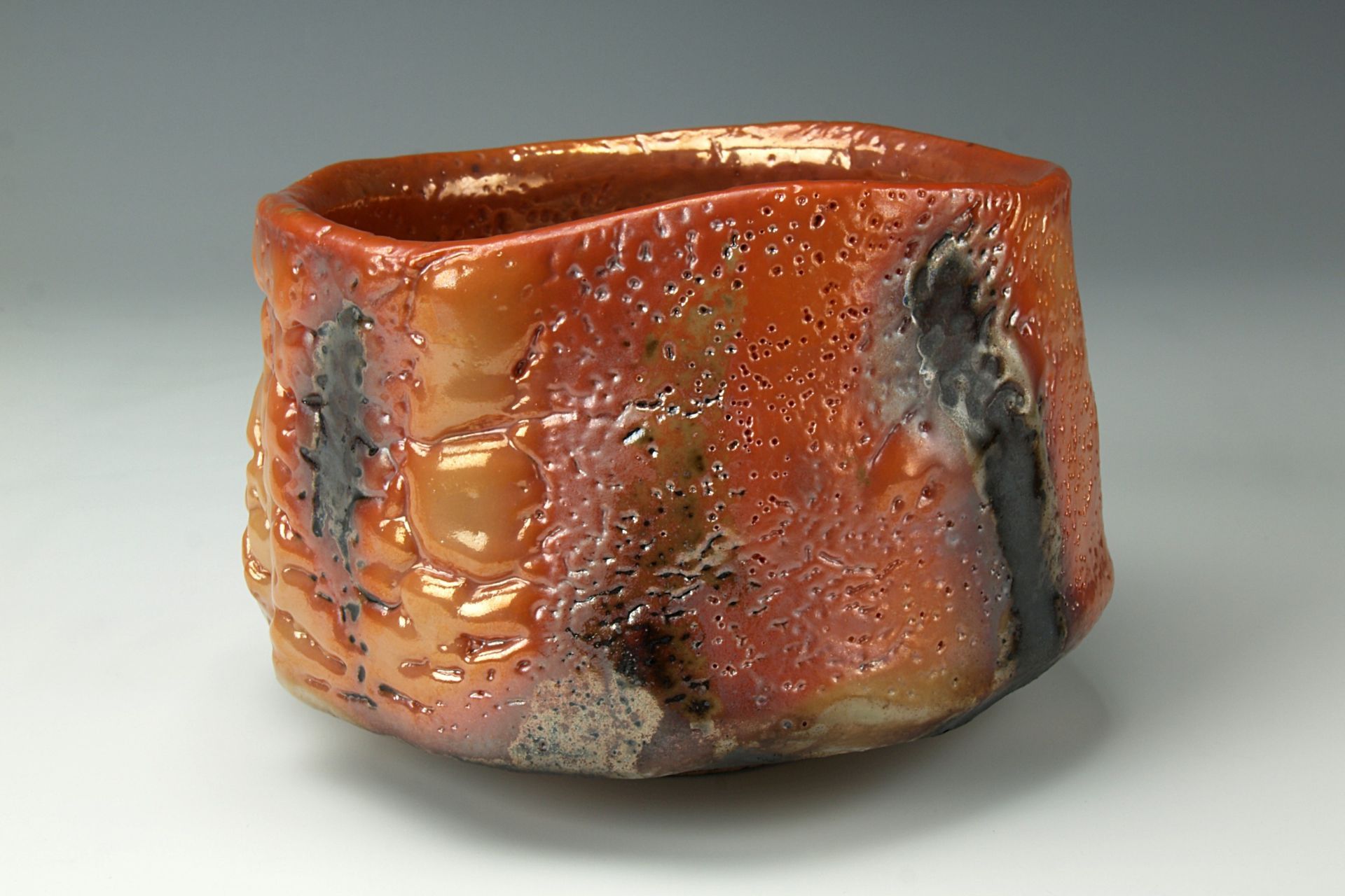 Madara-kin shino ware tea bowl by Suzuki Tomio, 2011