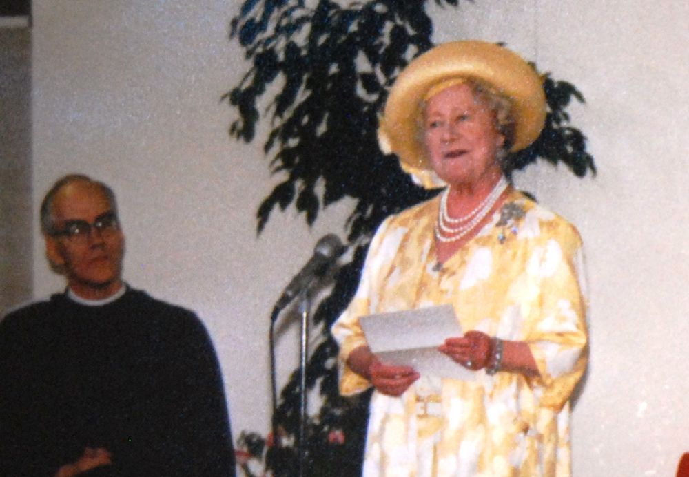 HM Queen Elizabeth the Queen Mother at St John's College in 1987