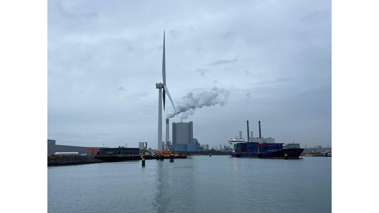 Rotterdam, port, cargo ships, wind turbines
