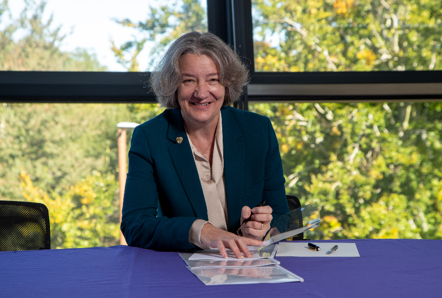 DLSAA member at the signing of the constitution