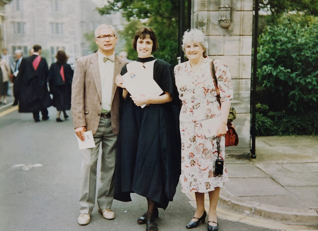 Dr Fiona Hill at her graduation with her parents