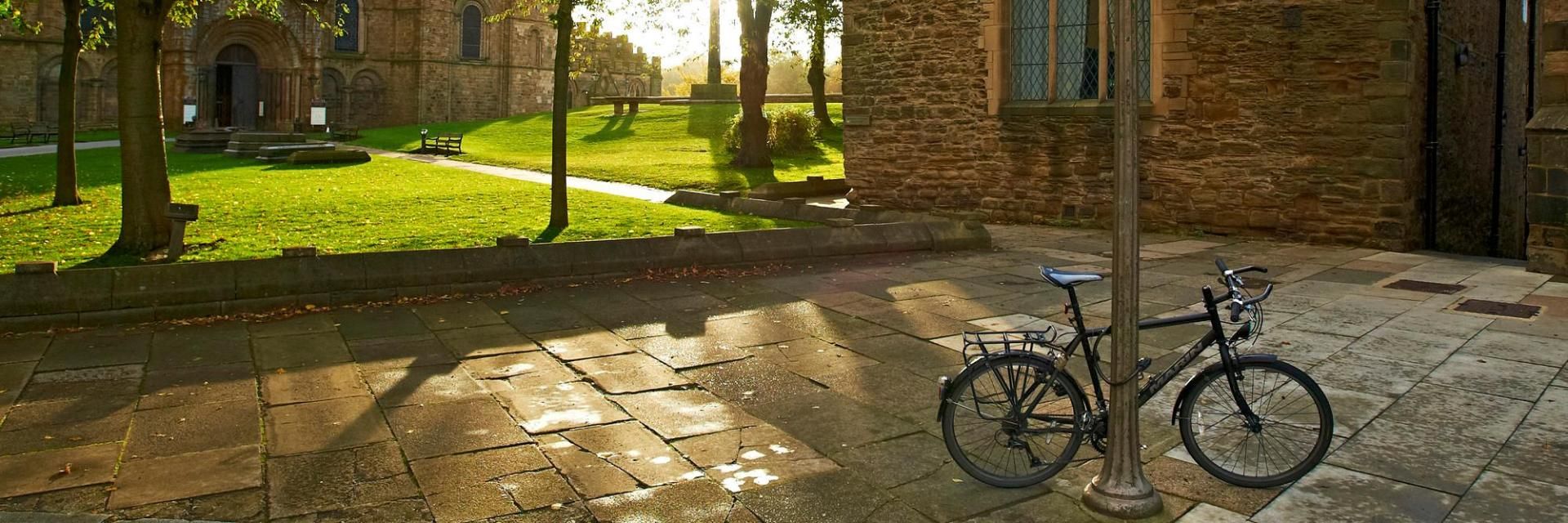 Bike in front of the Music Department on Palace Green